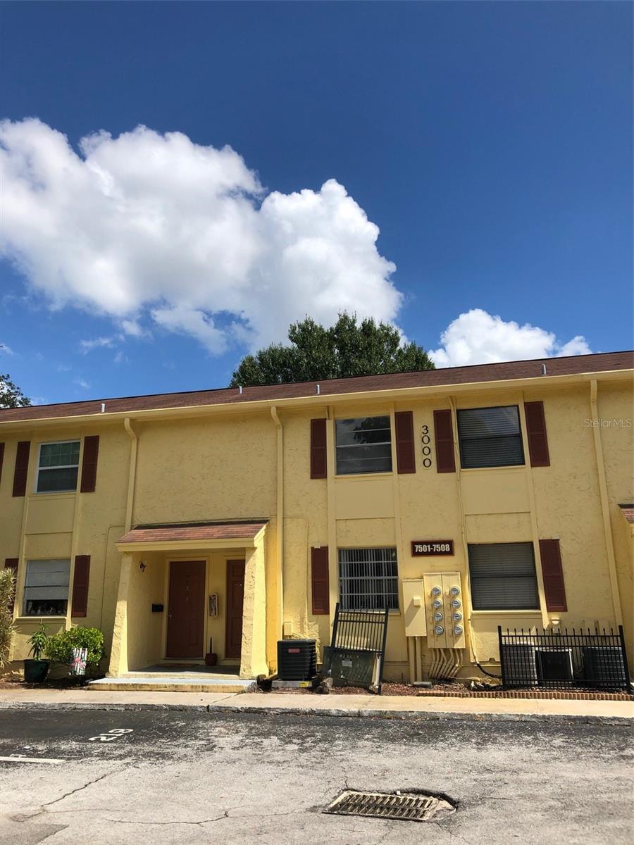 Image 2 of 20 For 7501 Gallineta Court