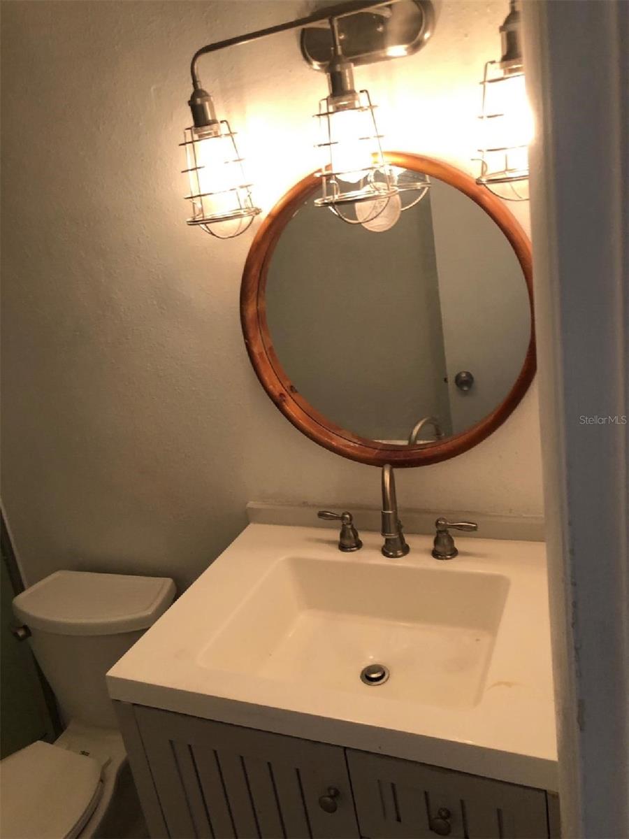 Image 6 of 20 For 7501 Gallineta Court