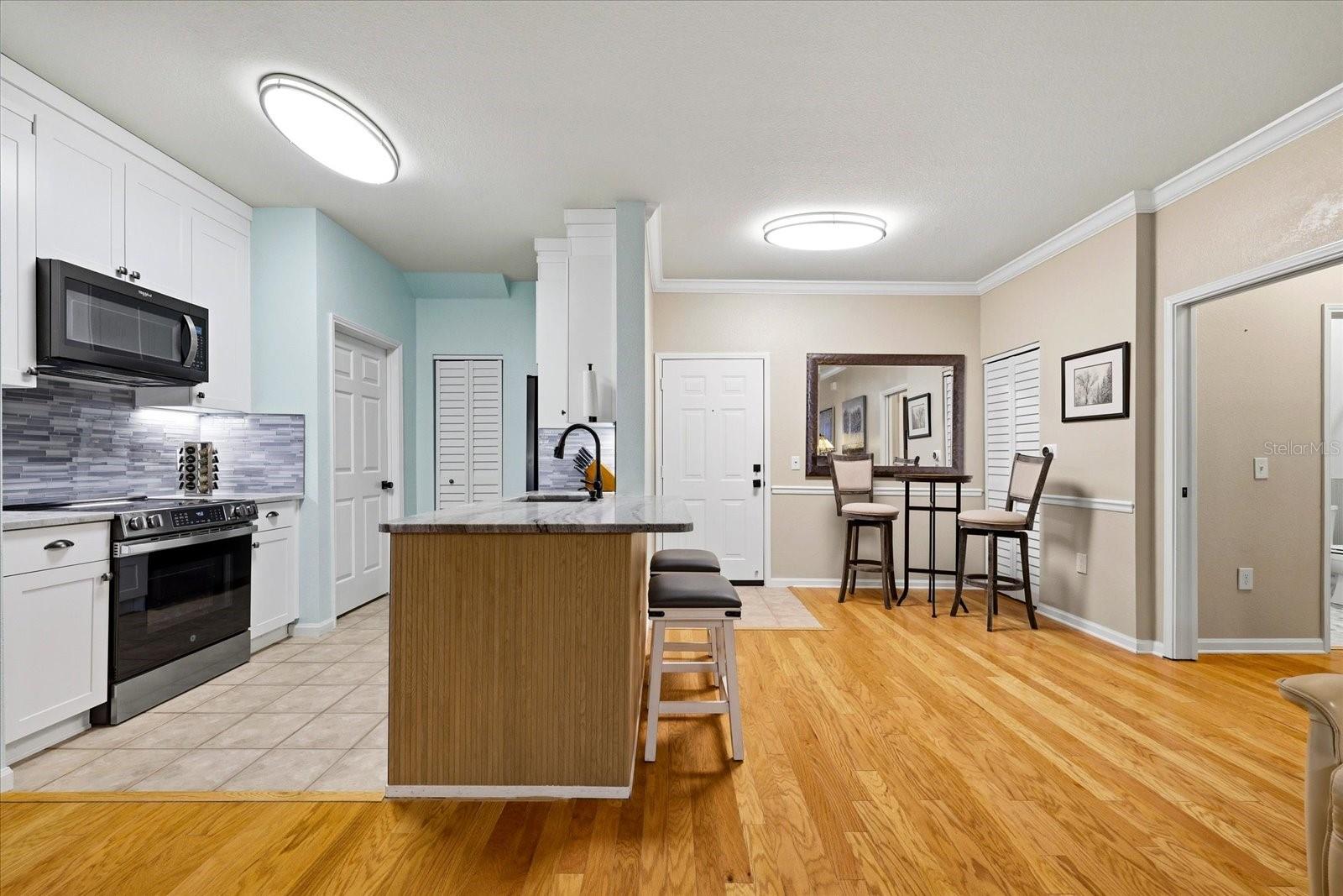 Image 19 of 35 For 2295 Tuscany Trace 8