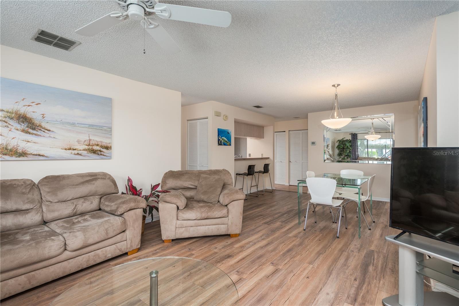 Image 11 of 23 For 2713 Countryside Boulevard 108