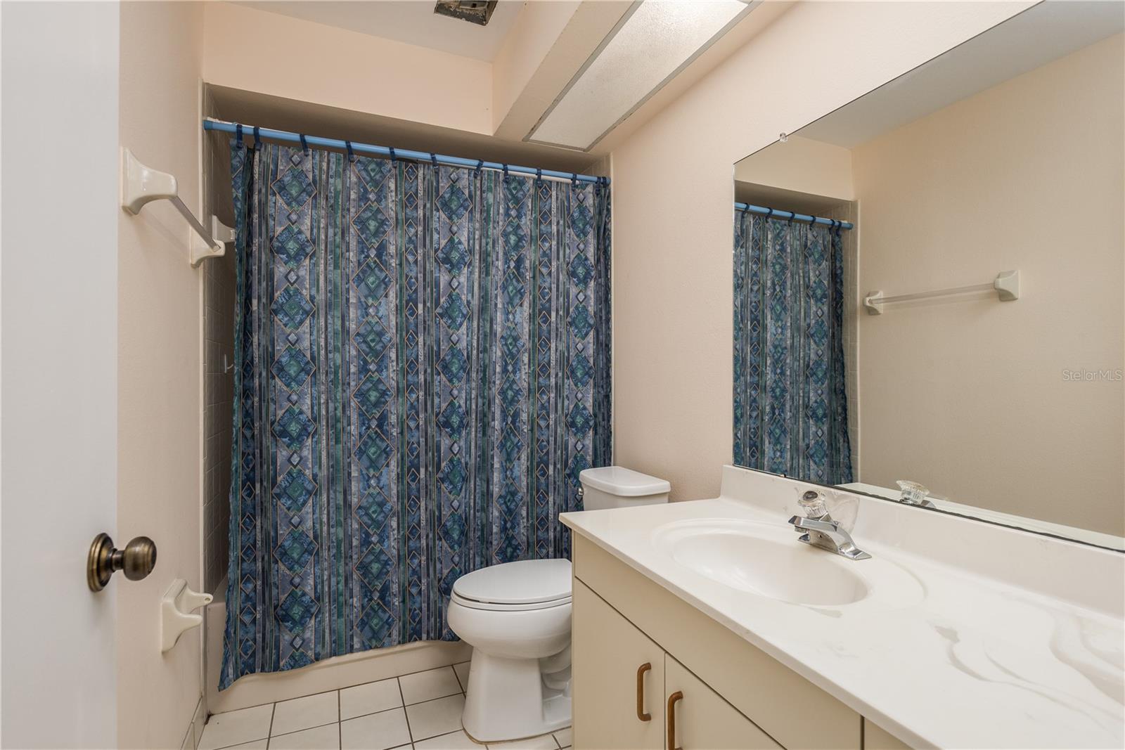 Image 17 of 23 For 2713 Countryside Boulevard 108