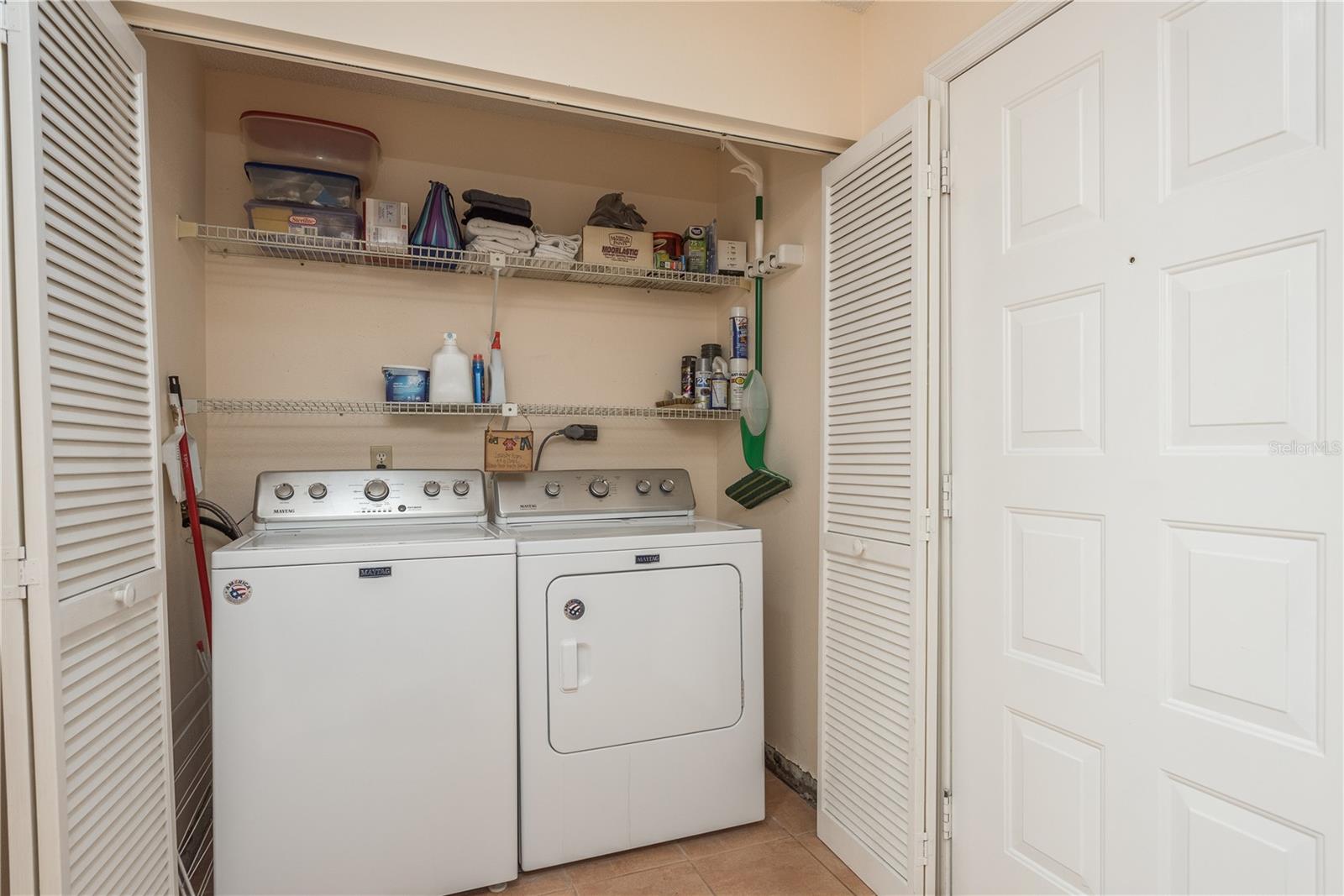 Image 18 of 23 For 2713 Countryside Boulevard 108