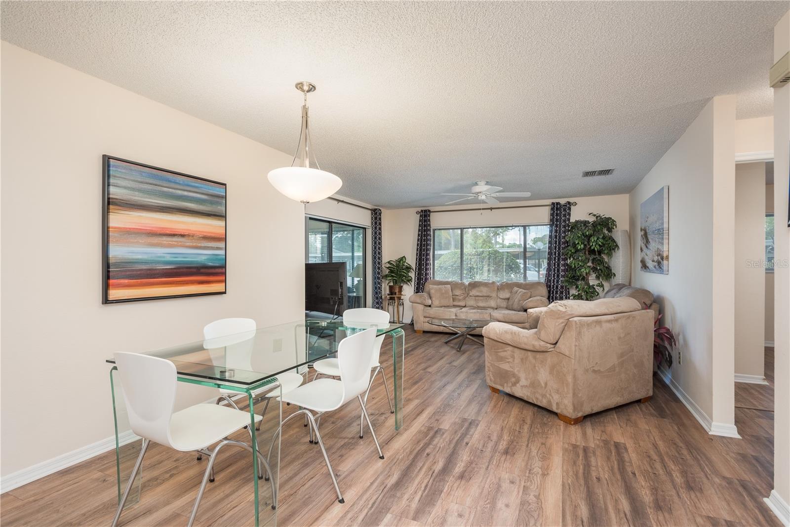 Image 7 of 23 For 2713 Countryside Boulevard 108