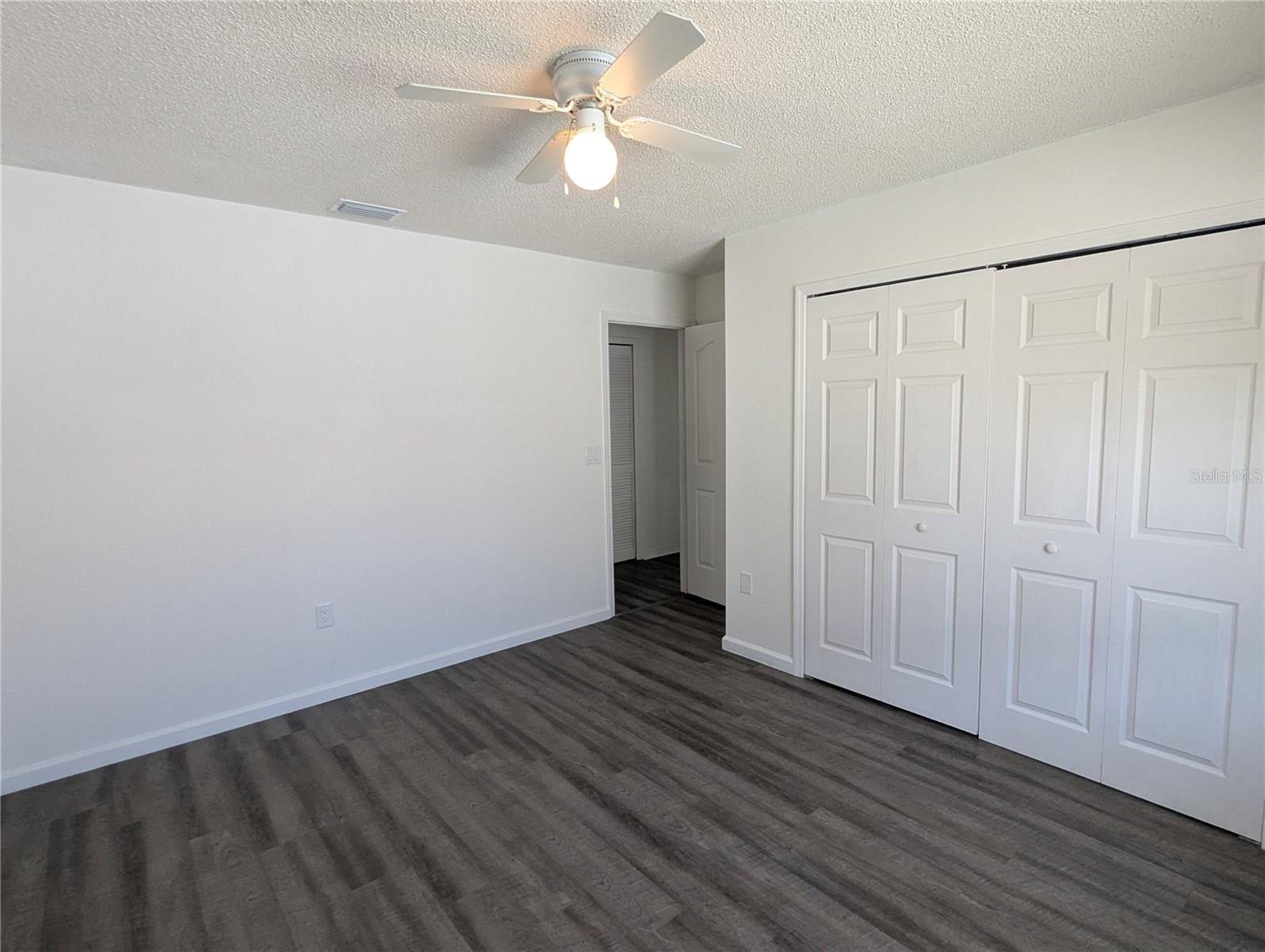 Image 11 of 20 For 11322 Torrey Pines Drive