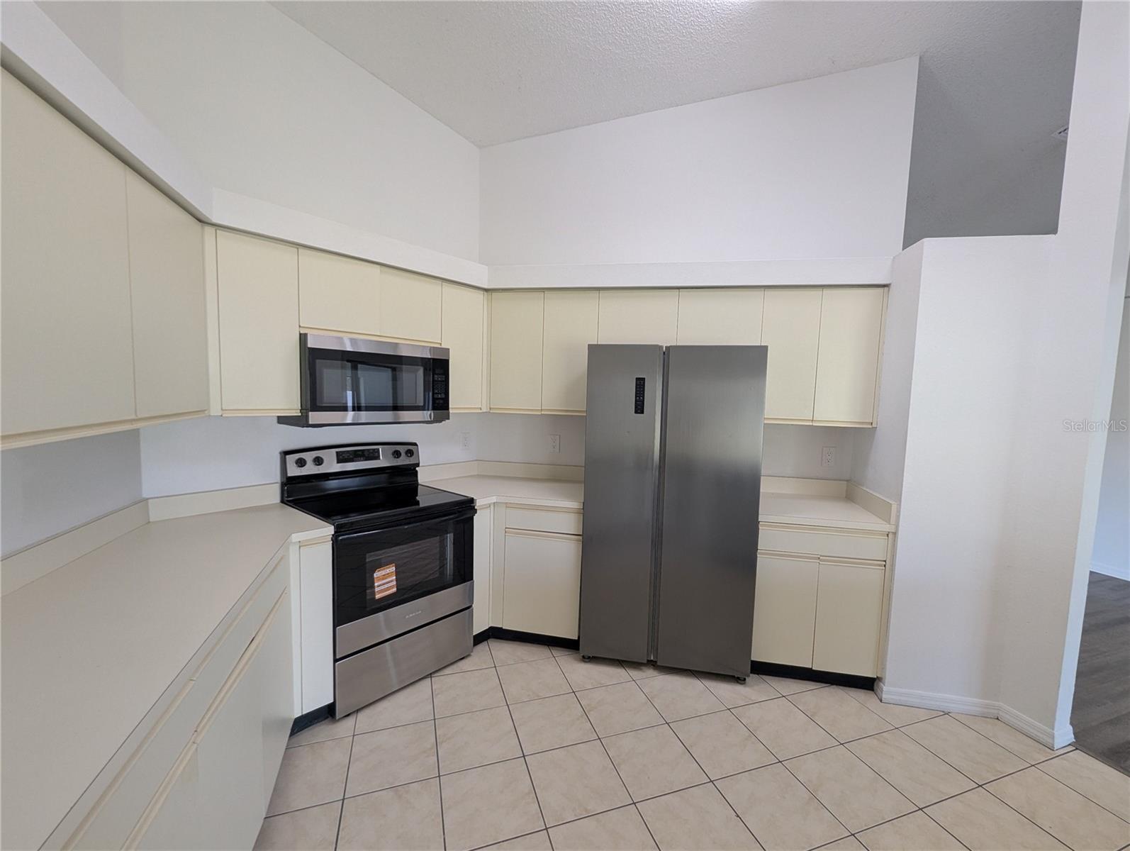 Image 3 of 20 For 11322 Torrey Pines Drive