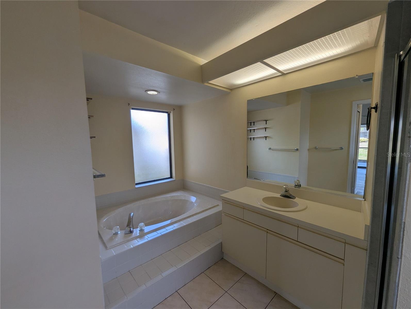 Image 9 of 20 For 11322 Torrey Pines Drive