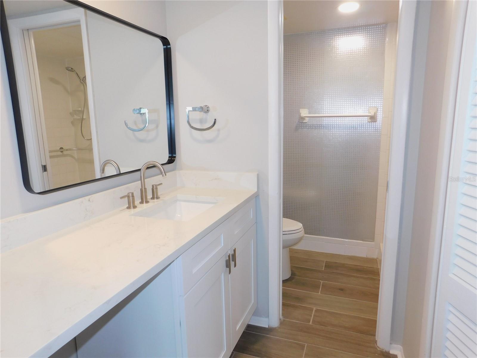 Image 15 of 29 For 218 Caryl Way