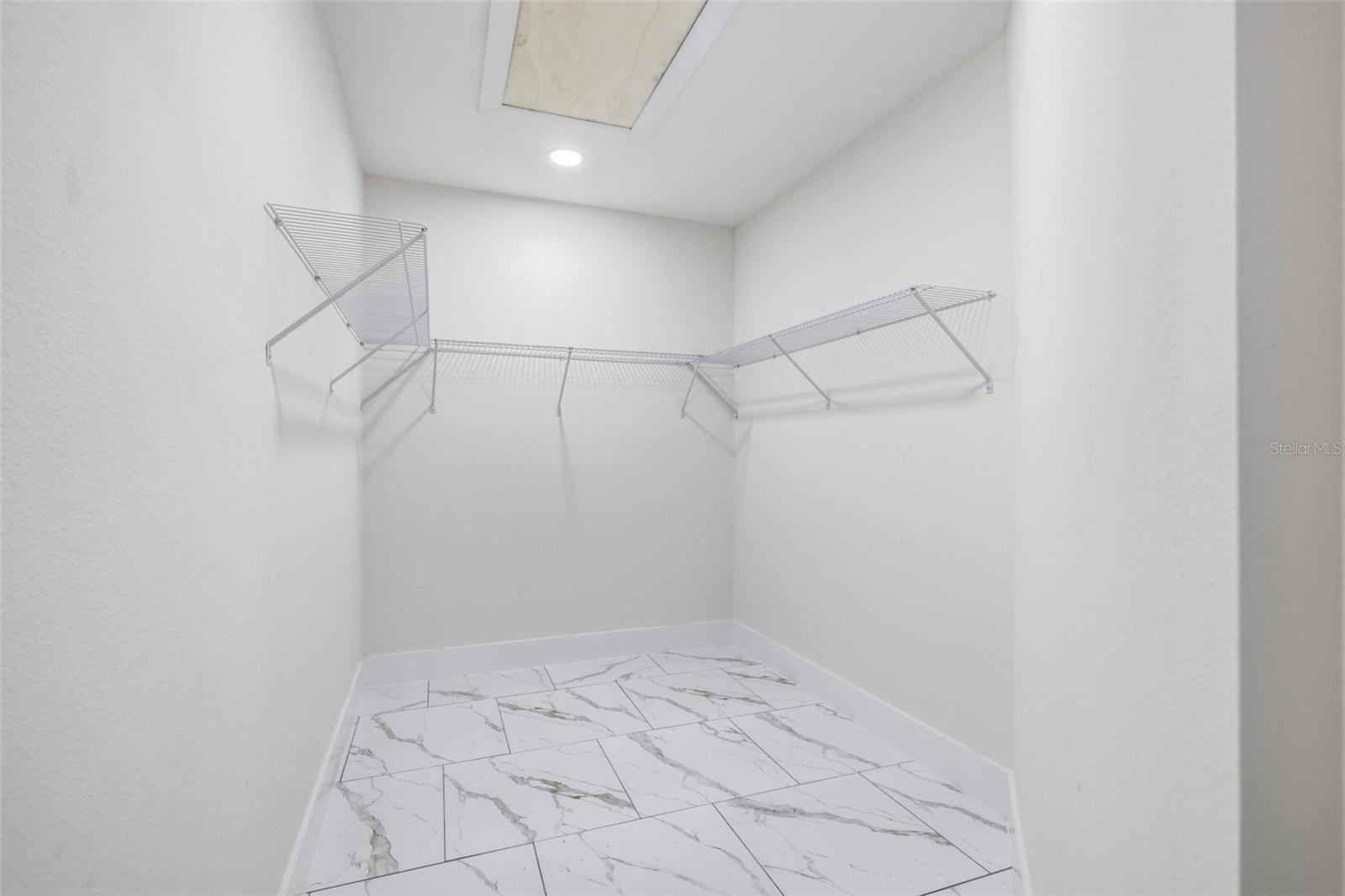 Image 17 of 30 For 12929 Rain Forest Street