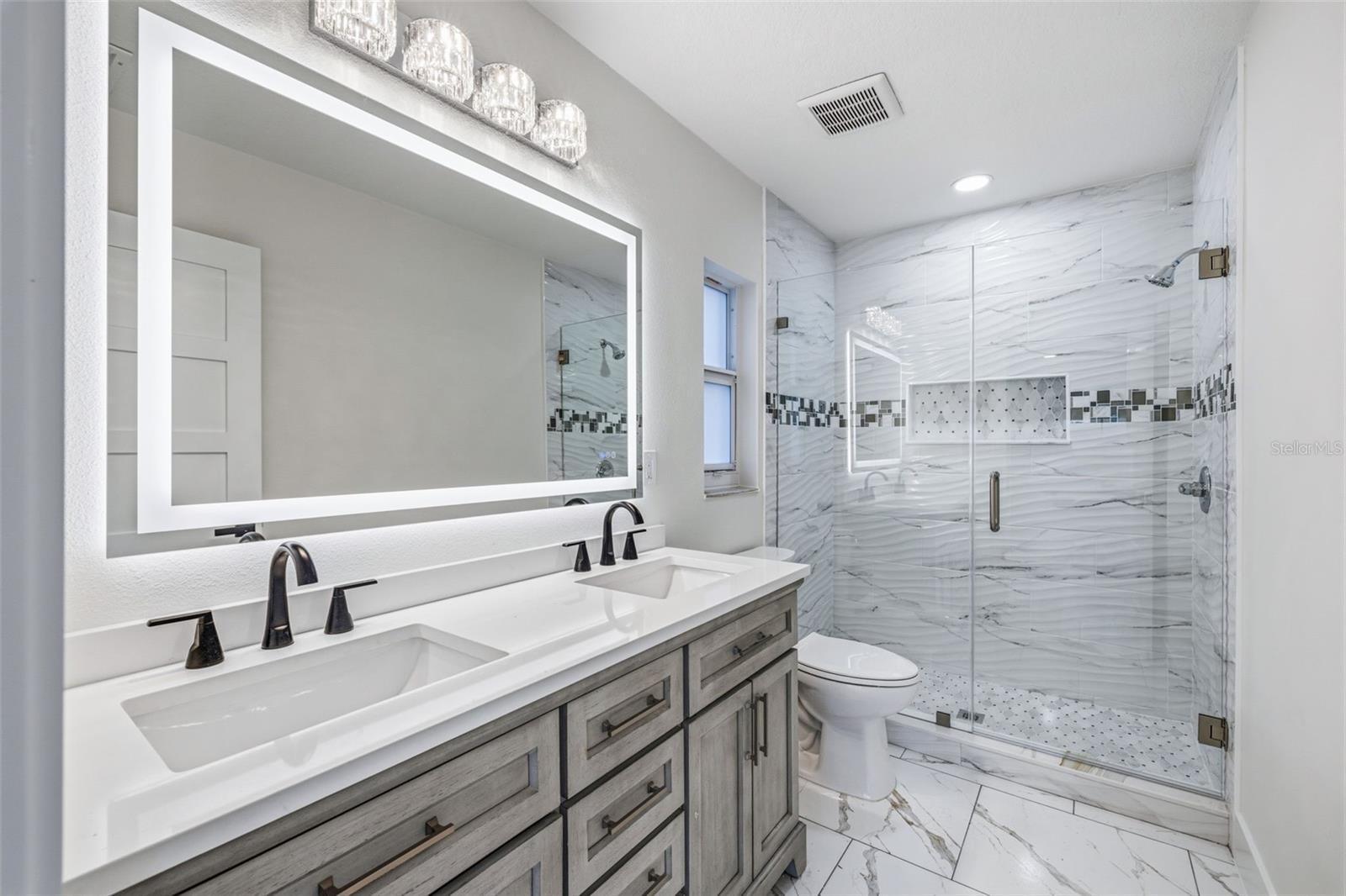 Image 18 of 30 For 12929 Rain Forest Street