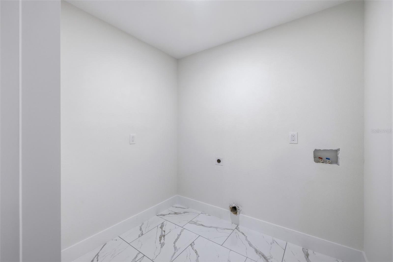 Image 25 of 30 For 12929 Rain Forest Street