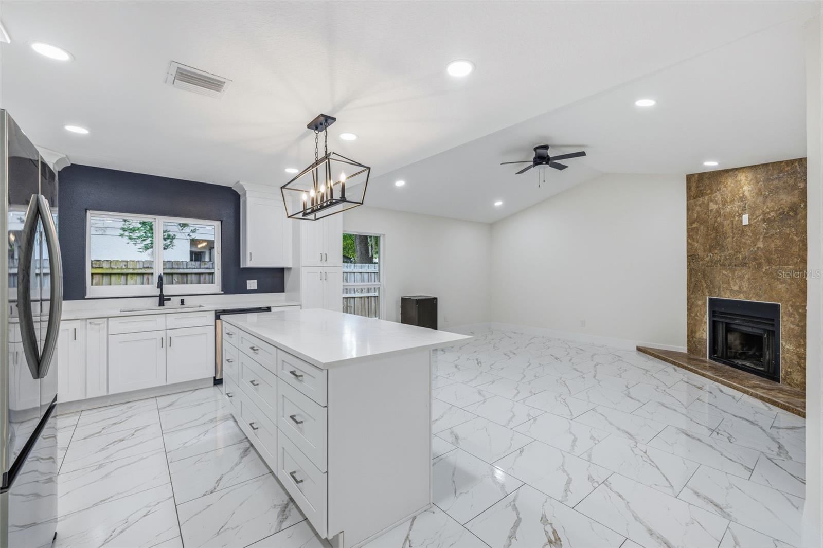 Image 7 of 30 For 12929 Rain Forest Street