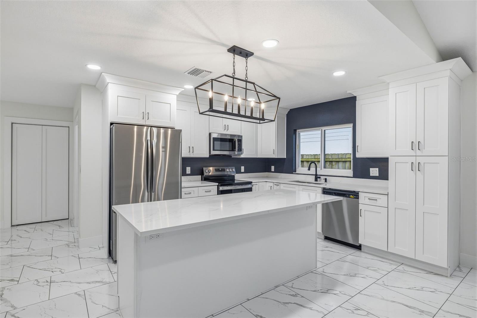 Image 8 of 30 For 12929 Rain Forest Street