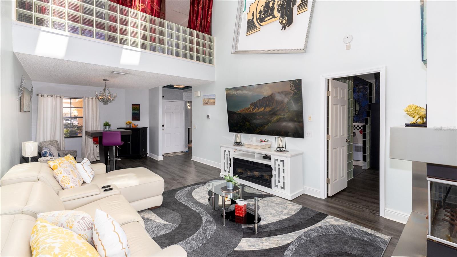 Image 11 of 40 For 10438 Saint Tropez Place