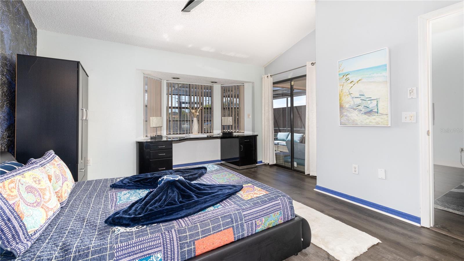 Image 15 of 40 For 10438 Saint Tropez Place