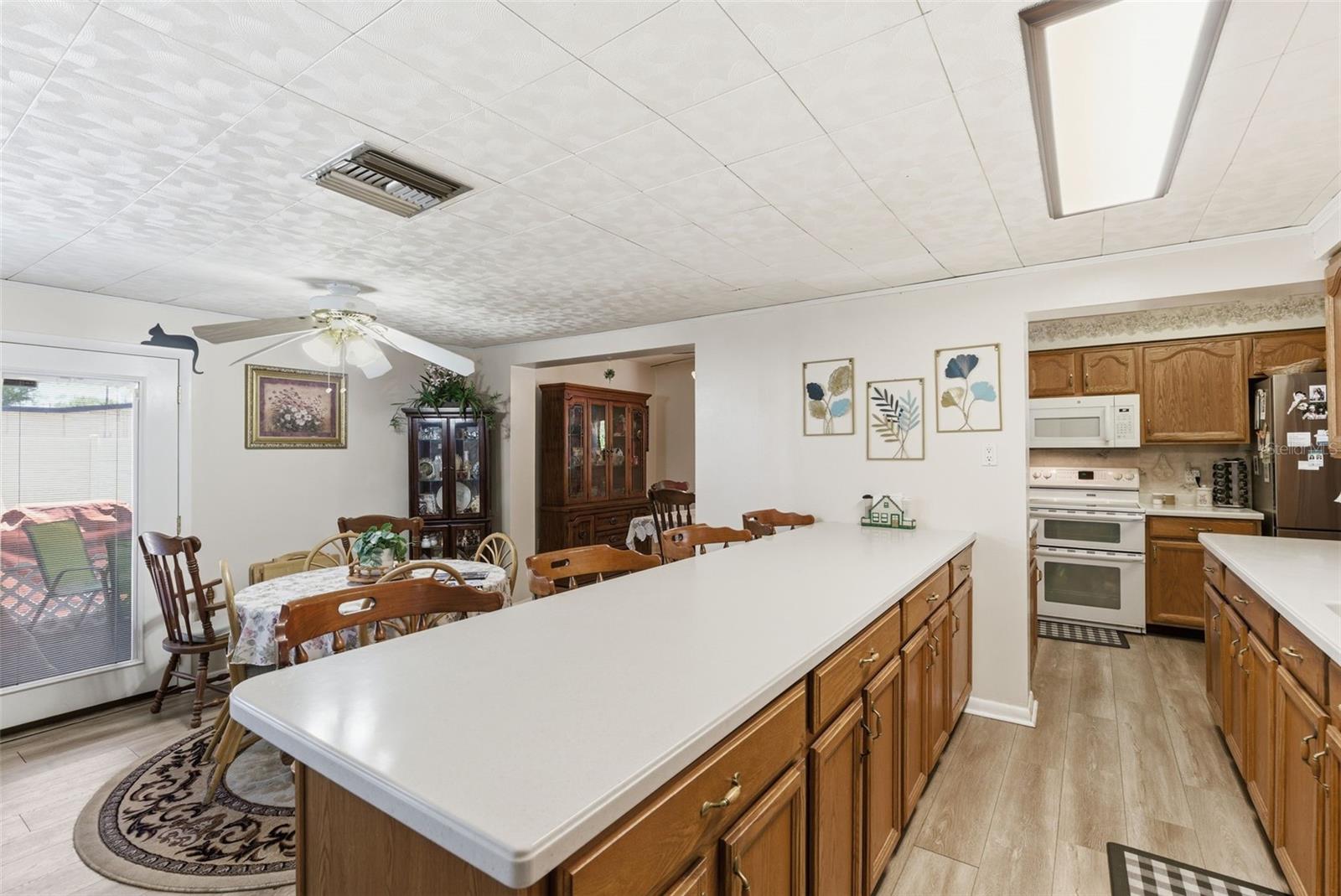 Image 12 of 40 For 2521 Krueger Lane