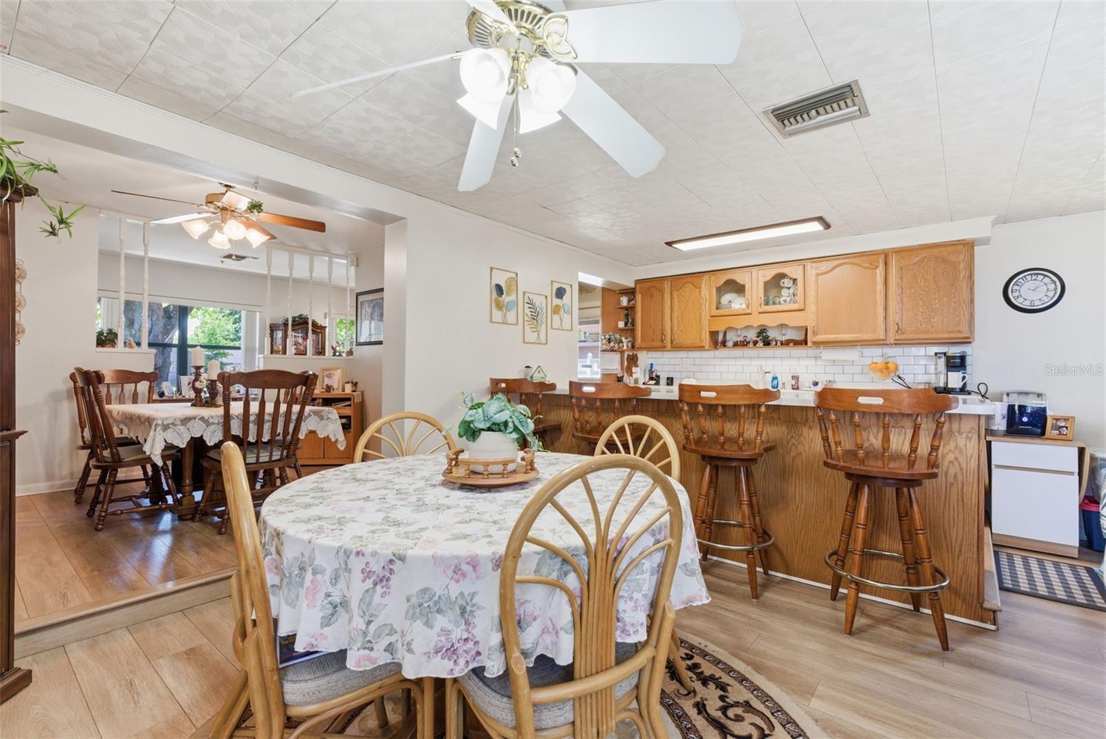 Image 15 of 40 For 2521 Krueger Lane