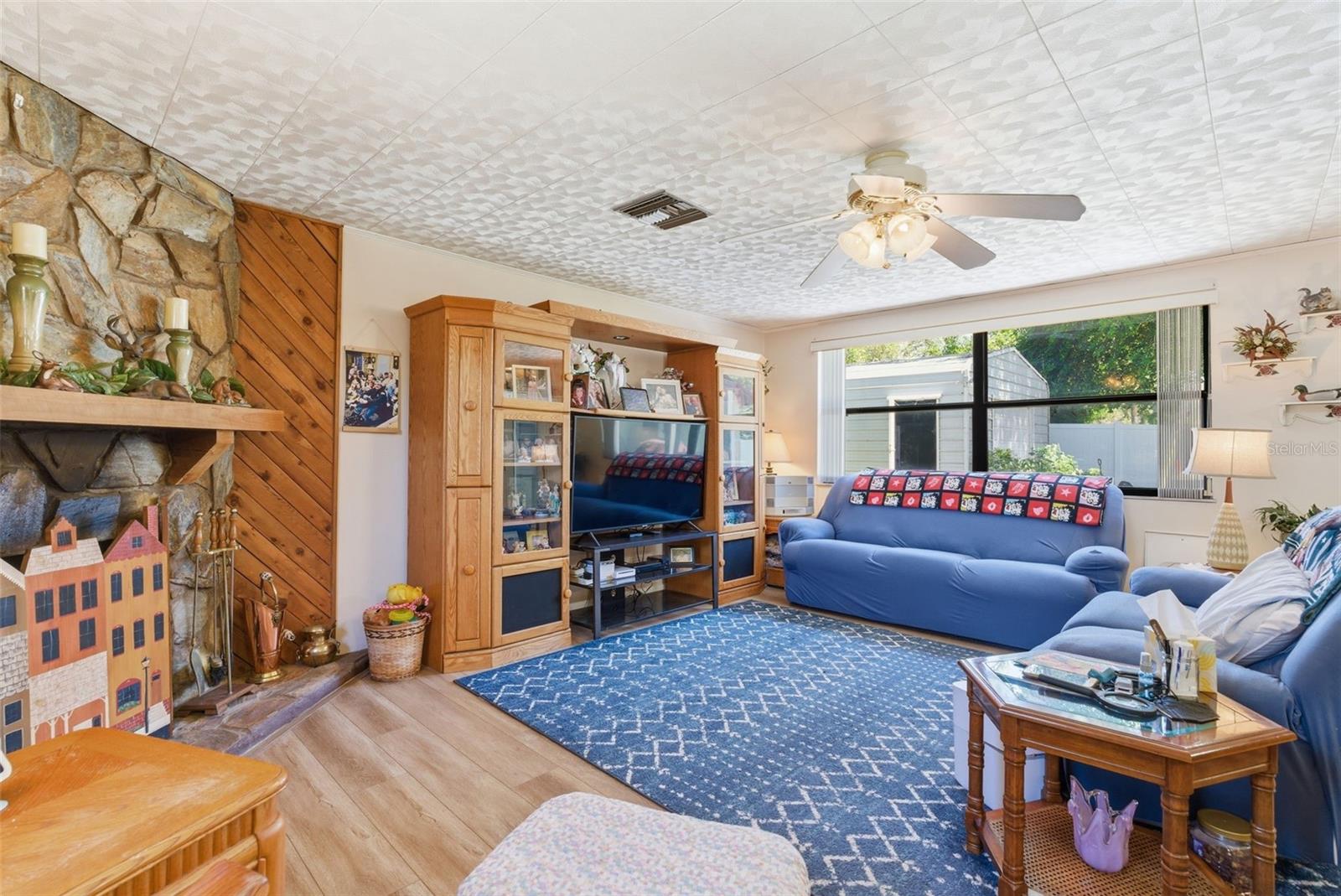 Image 18 of 40 For 2521 Krueger Lane