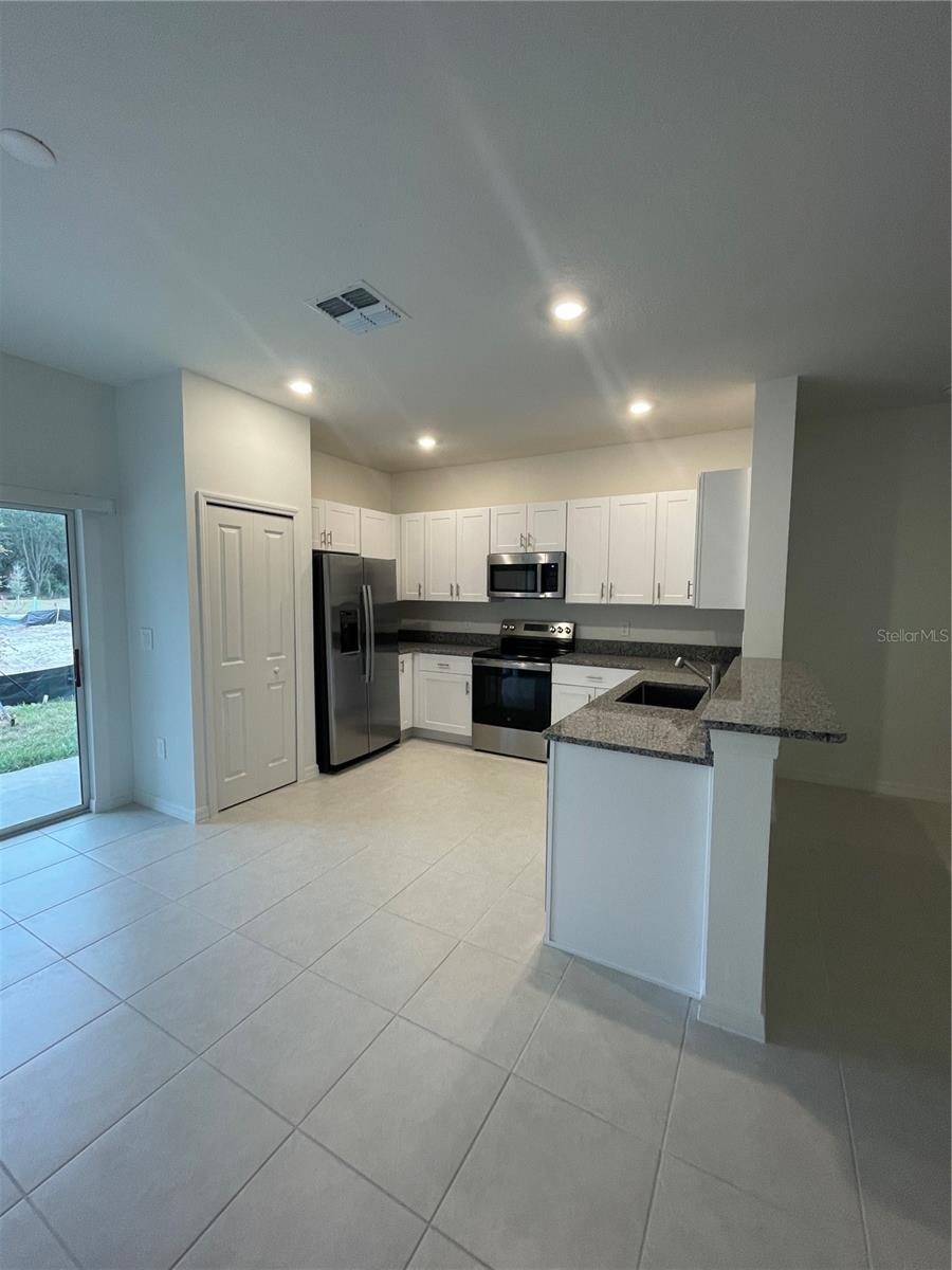 Image 4 of 30 For 10114 Honey Hammock Way