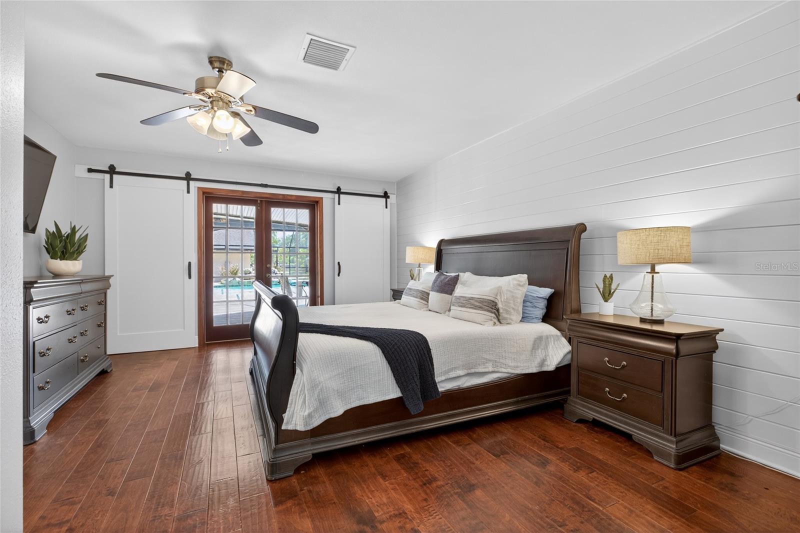 Image 13 of 86 For 1026 Crystal Lake Road