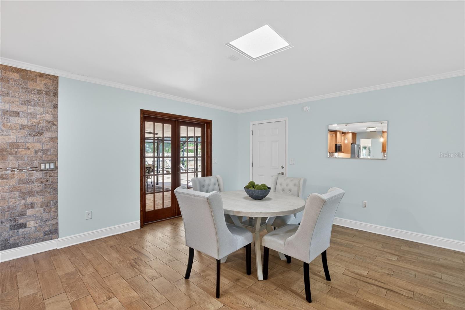 Image 27 of 86 For 1026 Crystal Lake Road