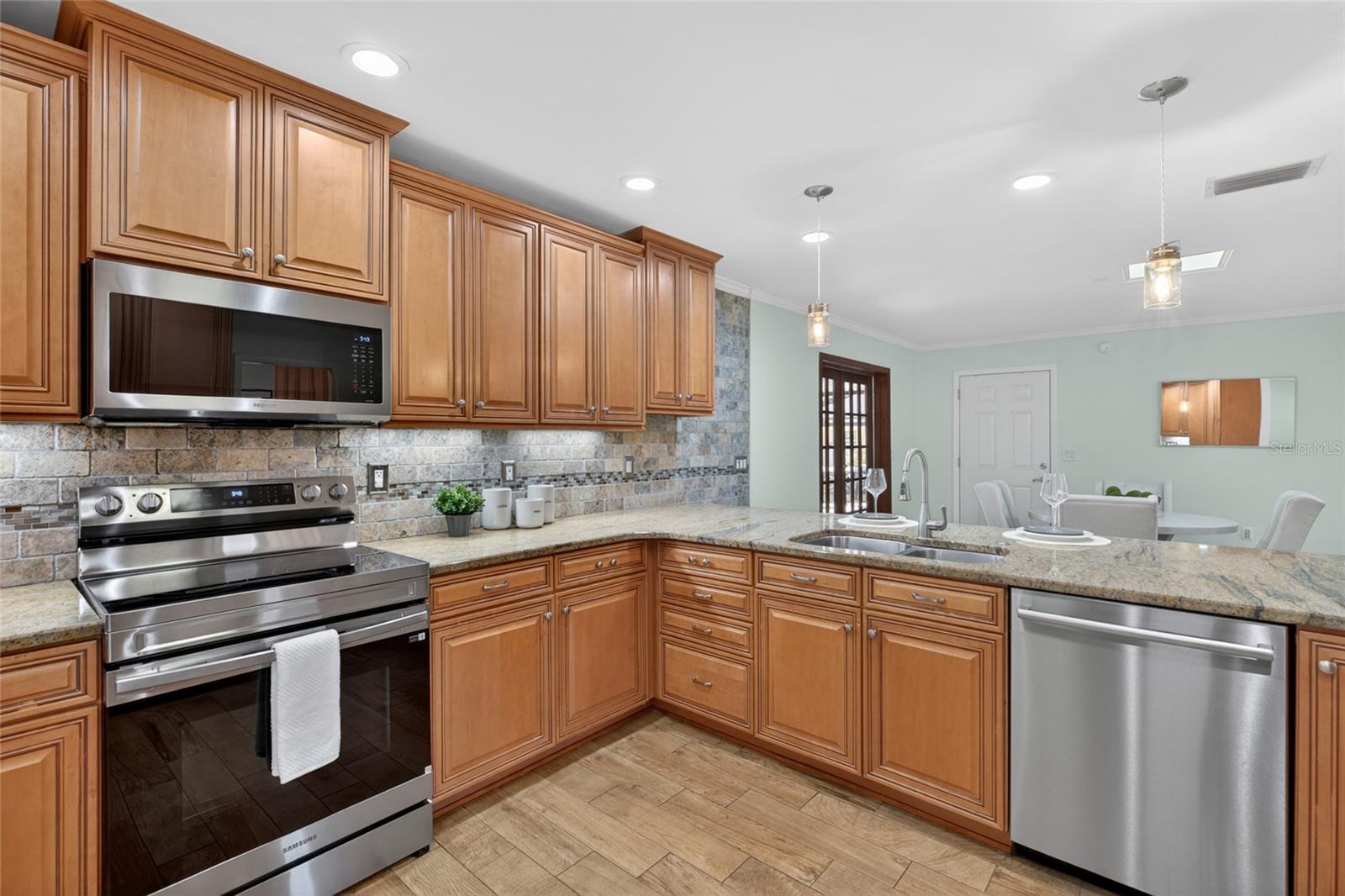 Image 34 of 86 For 1026 Crystal Lake Road