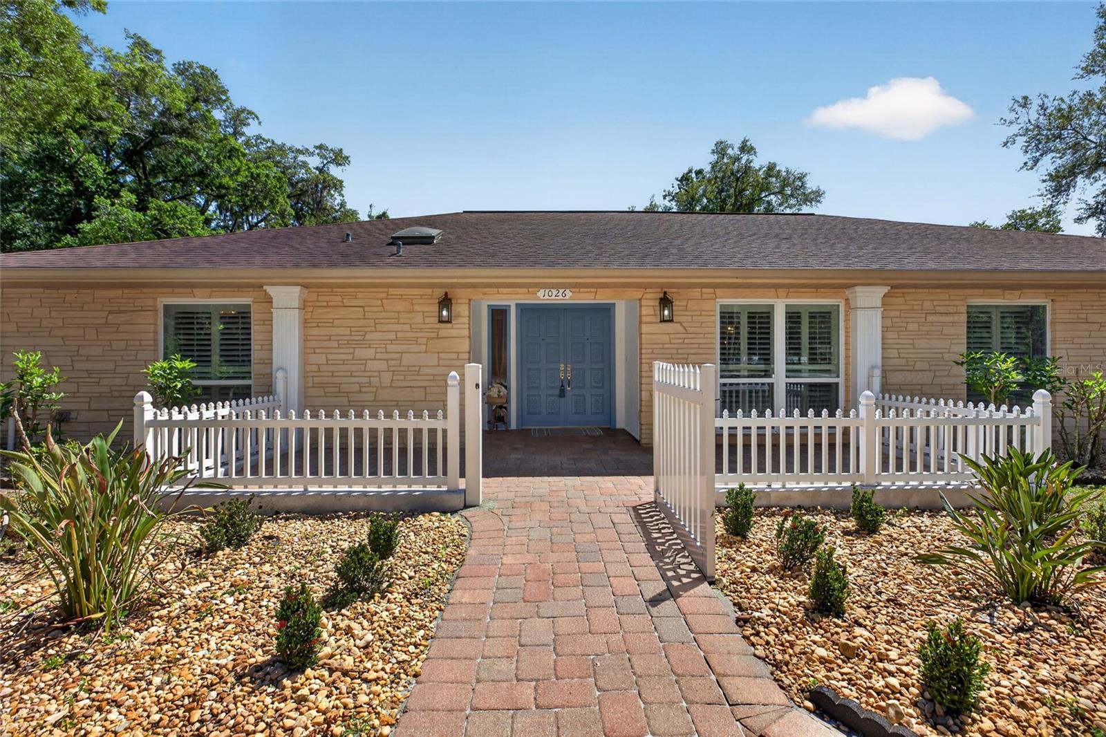 Image 5 of 86 For 1026 Crystal Lake Road