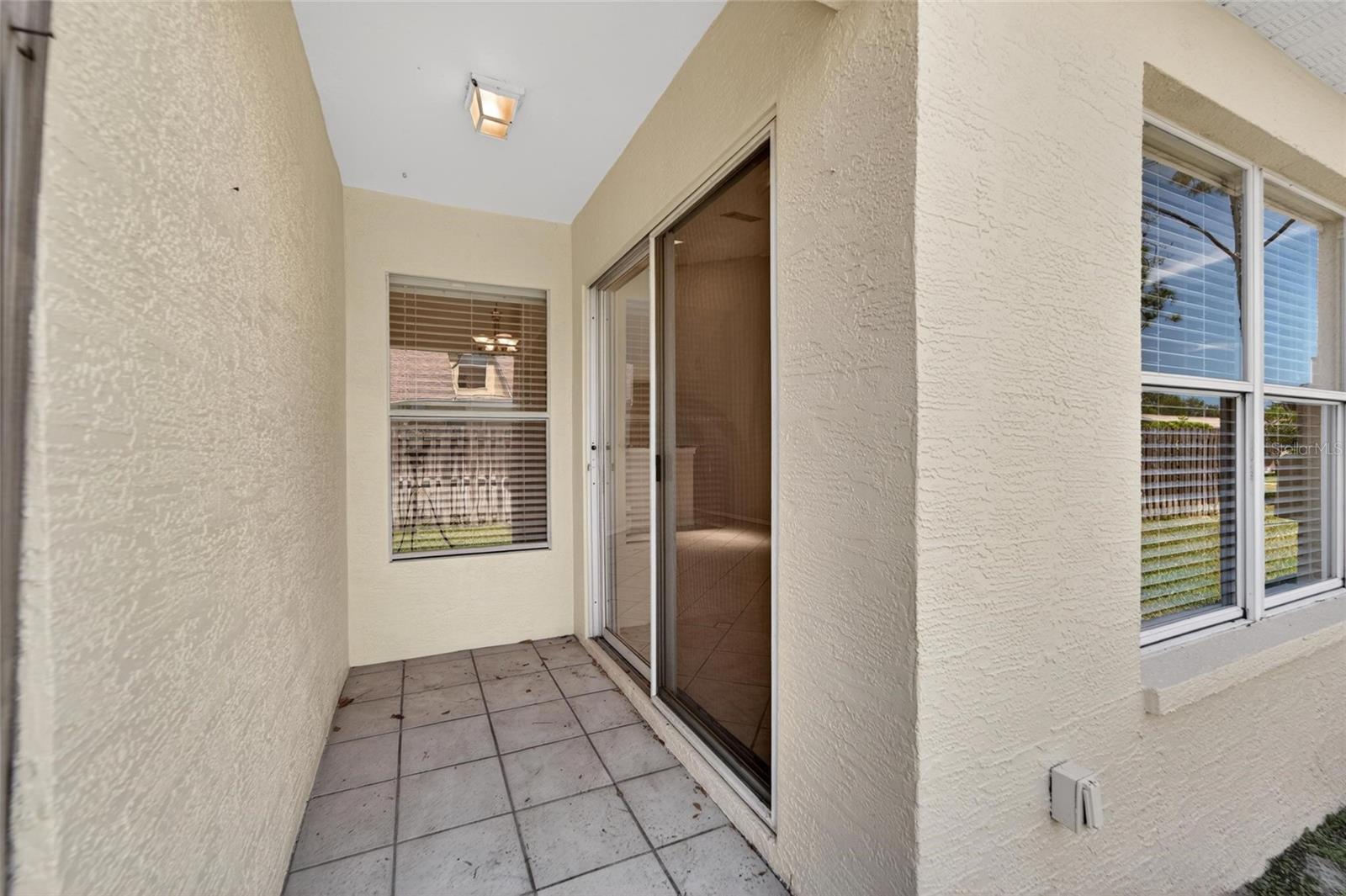 Image 16 of 80 For 658 Green Valley Road B3