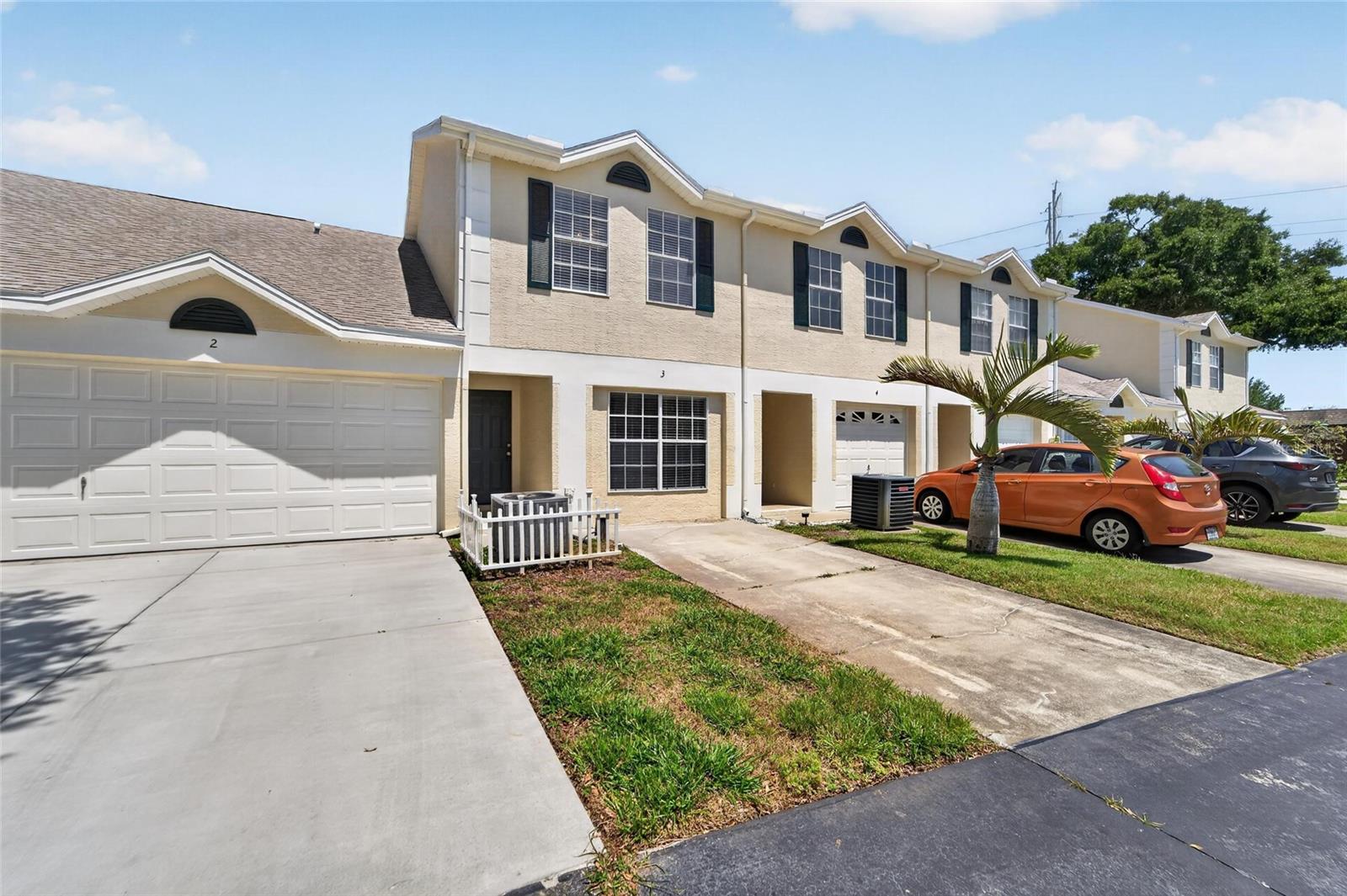 Image 3 of 80 For 658 Green Valley Road B3