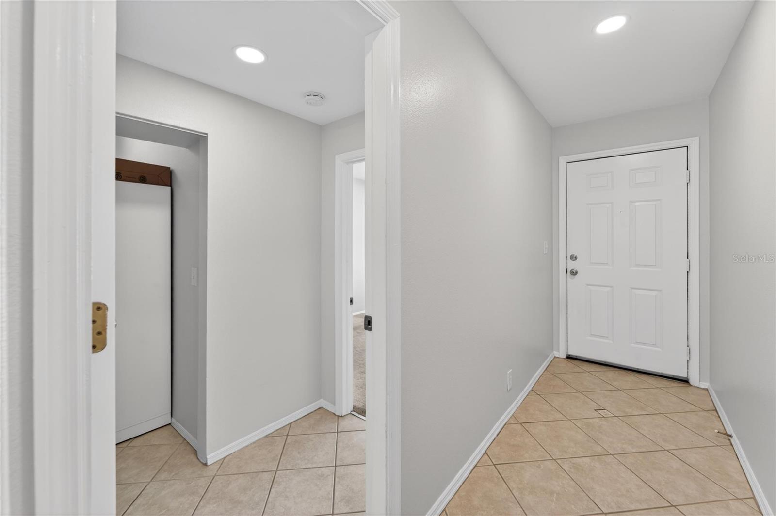 Image 41 of 80 For 658 Green Valley Road B3