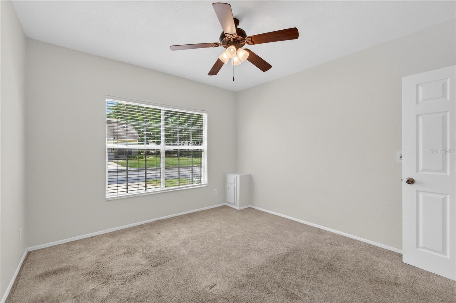 Image 44 of 80 For 658 Green Valley Road B3