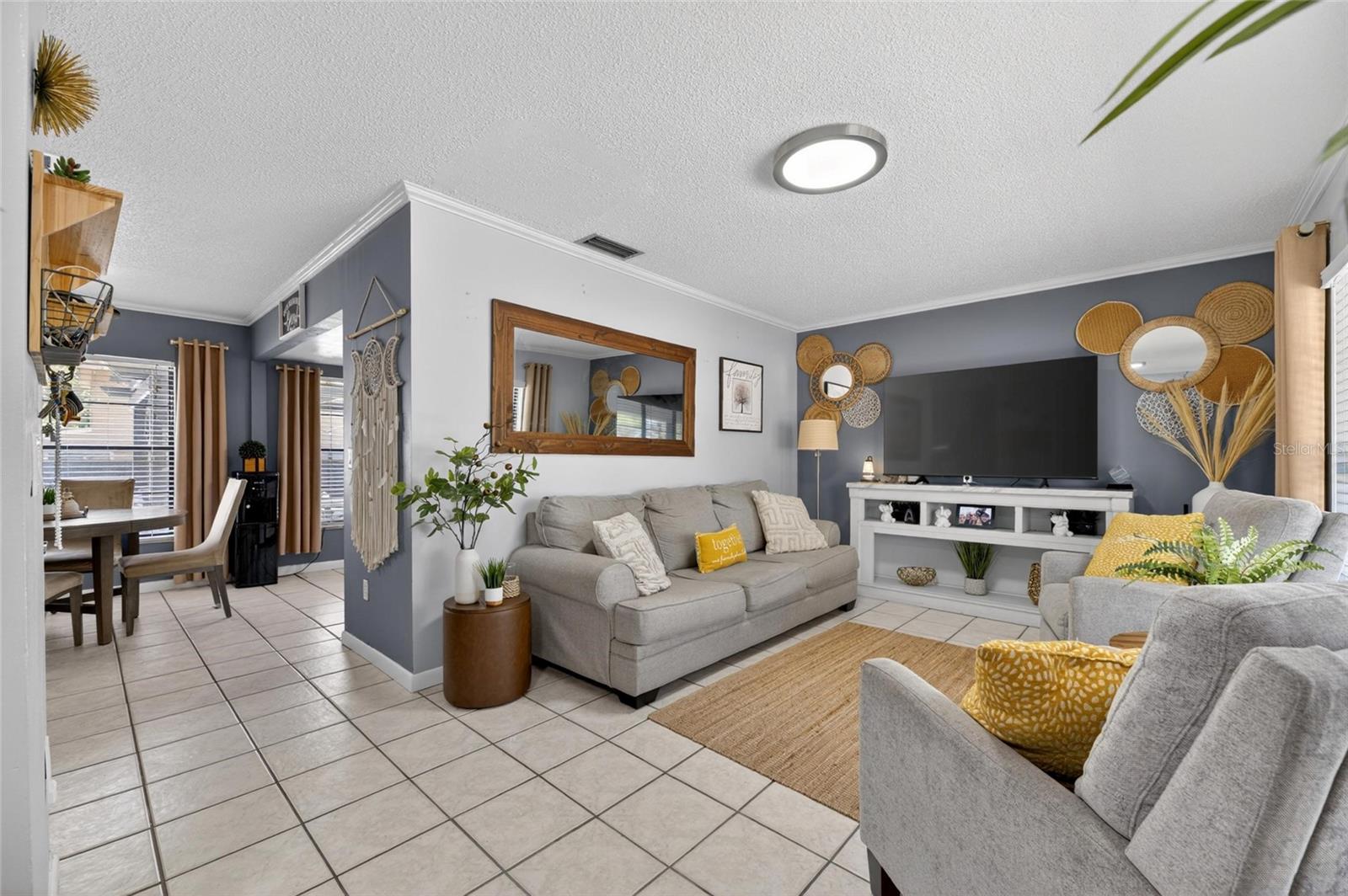 Image 10 of 50 For 6609 Jennifer Drive