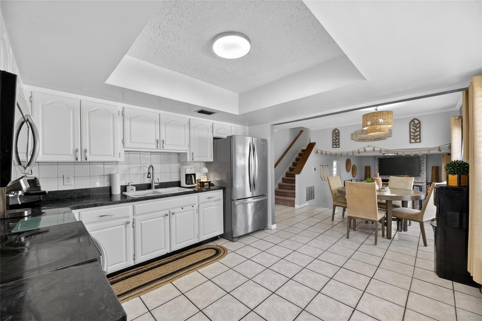 Image 17 of 50 For 6609 Jennifer Drive