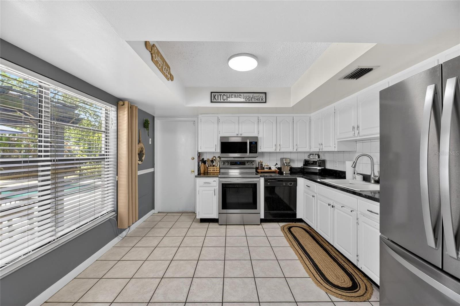 Image 18 of 50 For 6609 Jennifer Drive