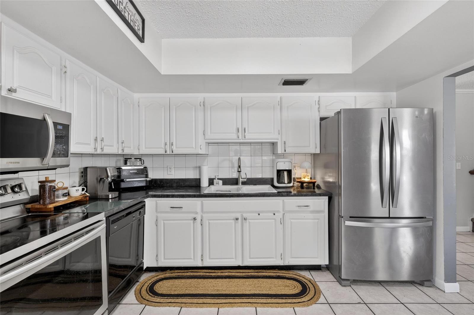 Image 20 of 50 For 6609 Jennifer Drive