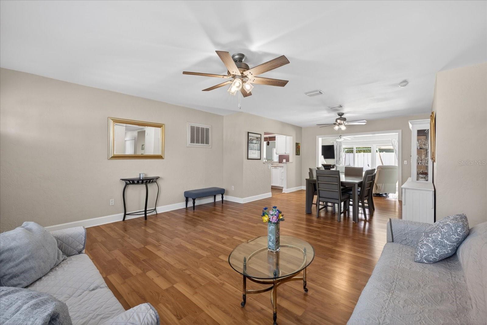 Image 5 of 44 For 3067 Kapok Kove Drive