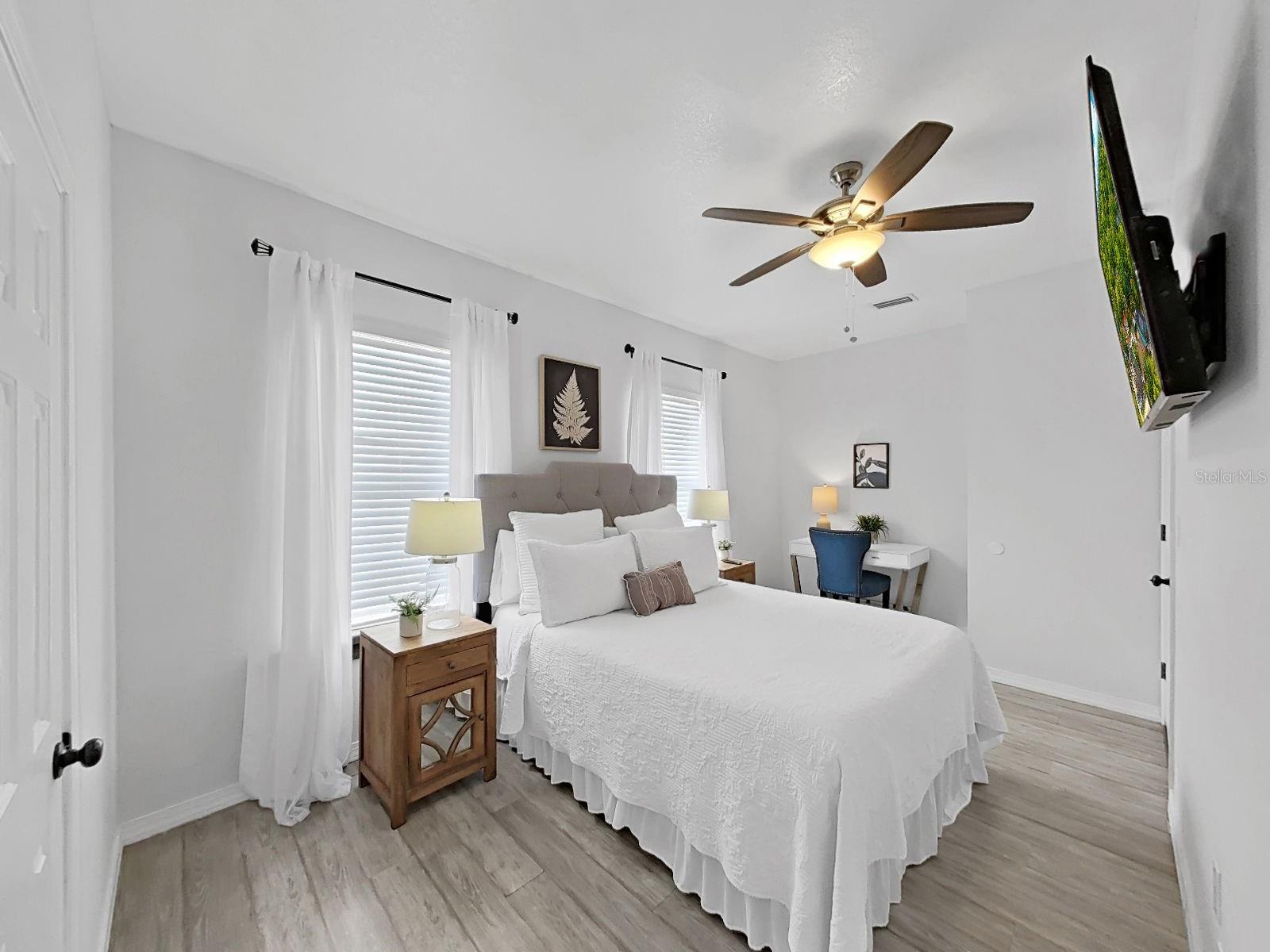 Image 16 of 51 For 1215 Curtis Street