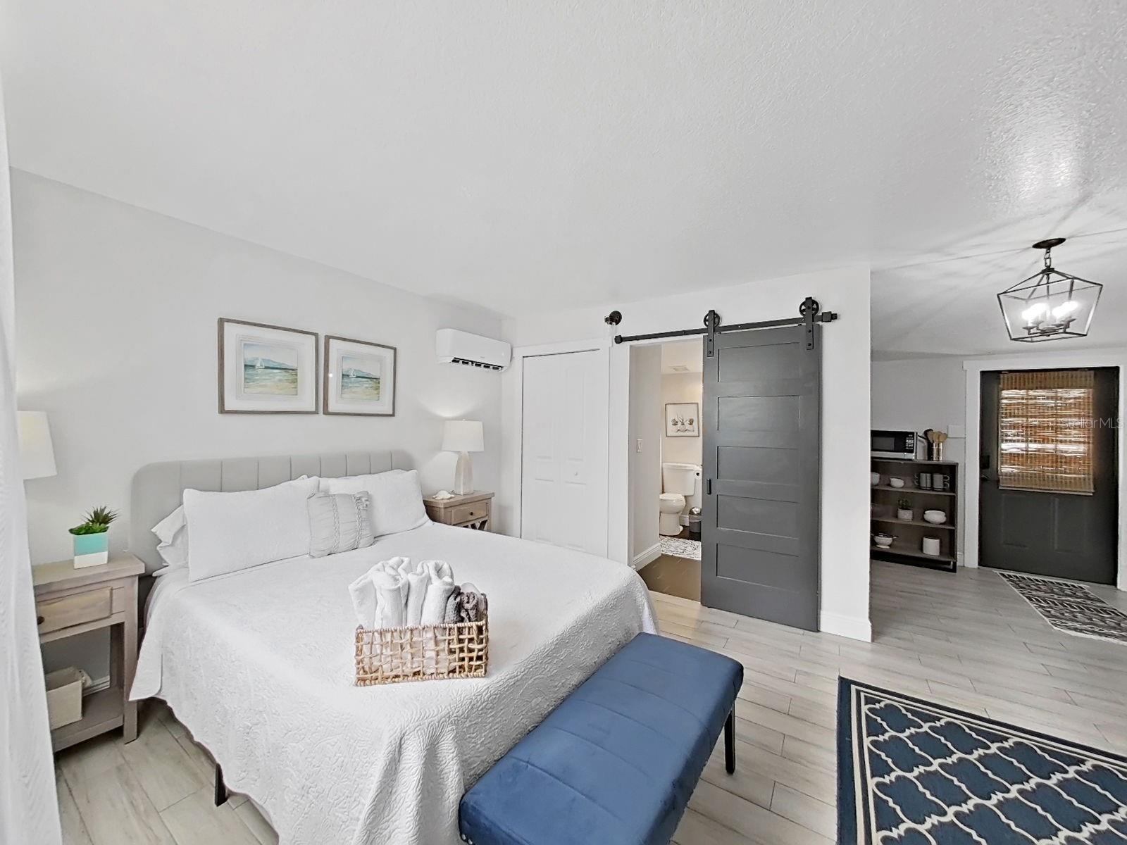 Image 31 of 51 For 1215 Curtis Street