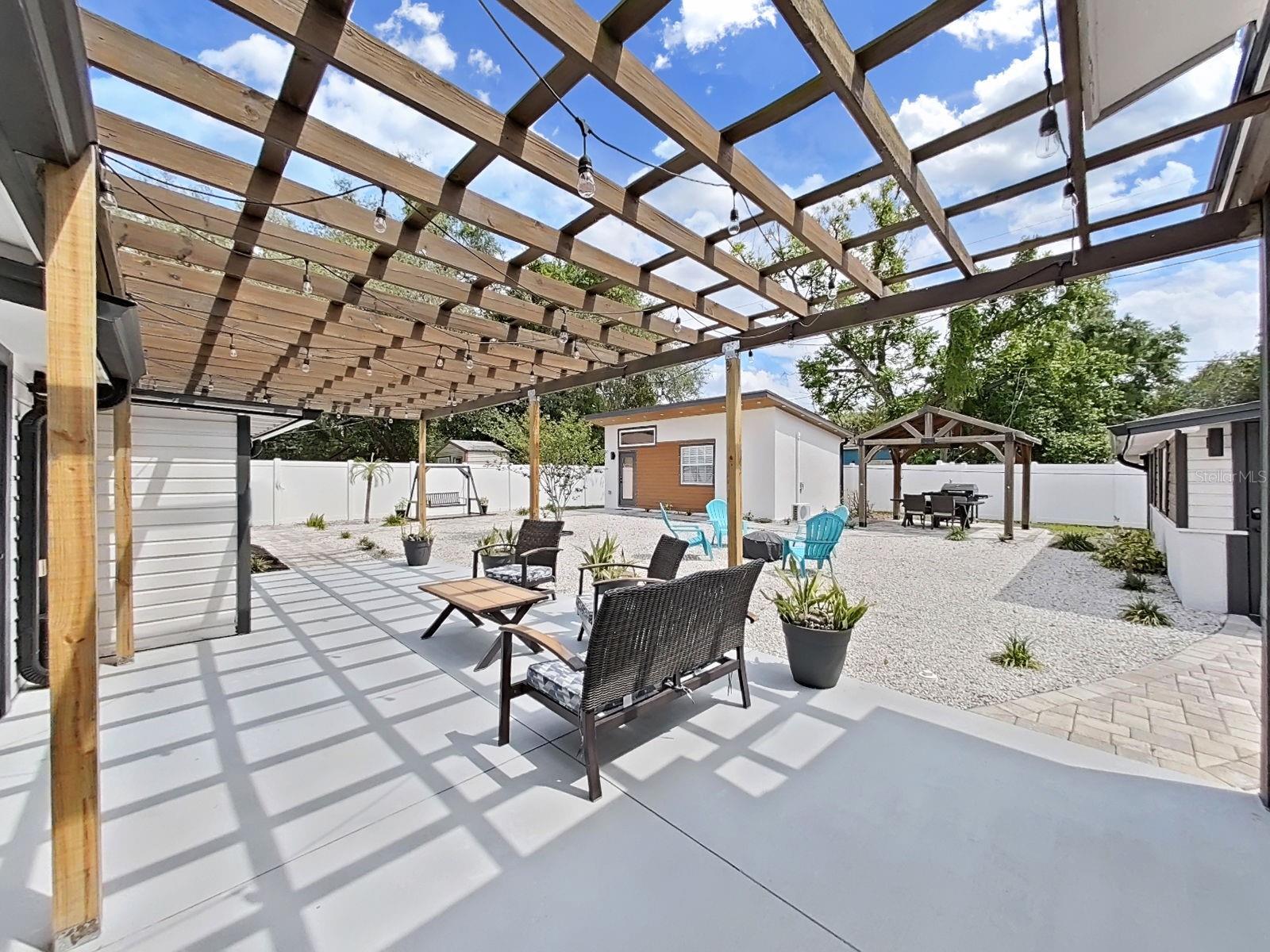 Image 41 of 51 For 1215 Curtis Street