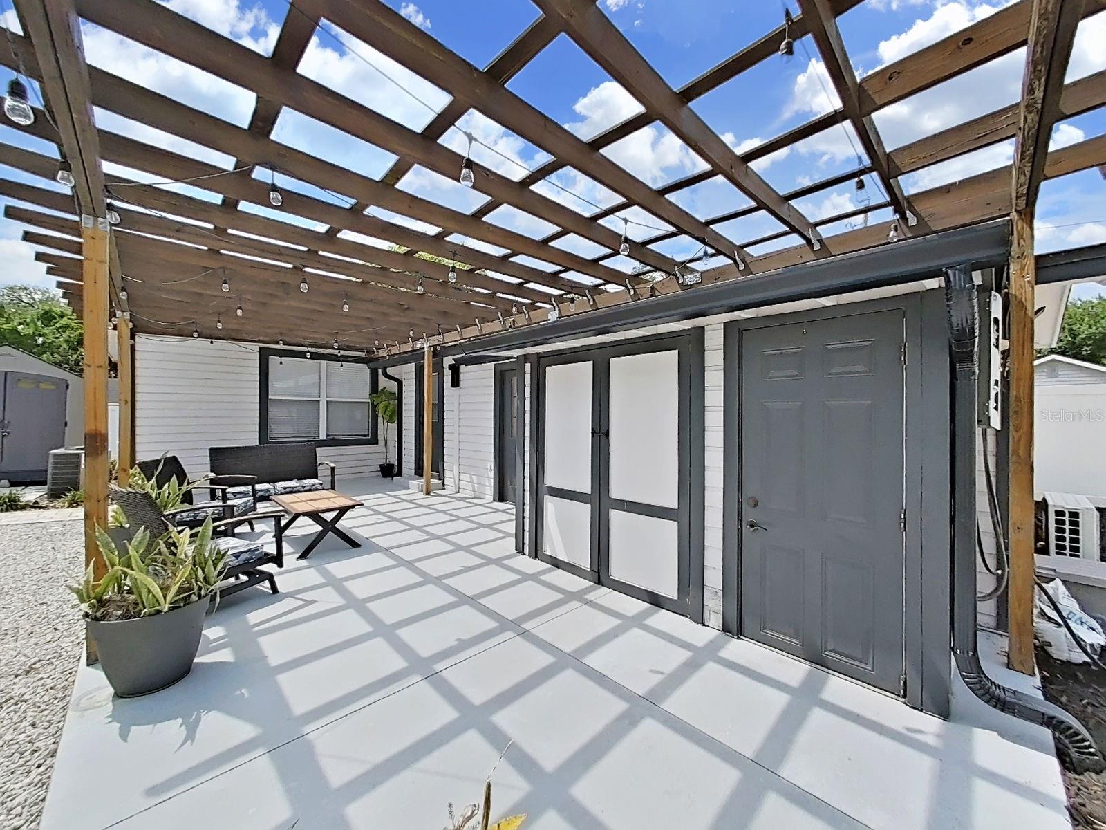 Image 42 of 51 For 1215 Curtis Street