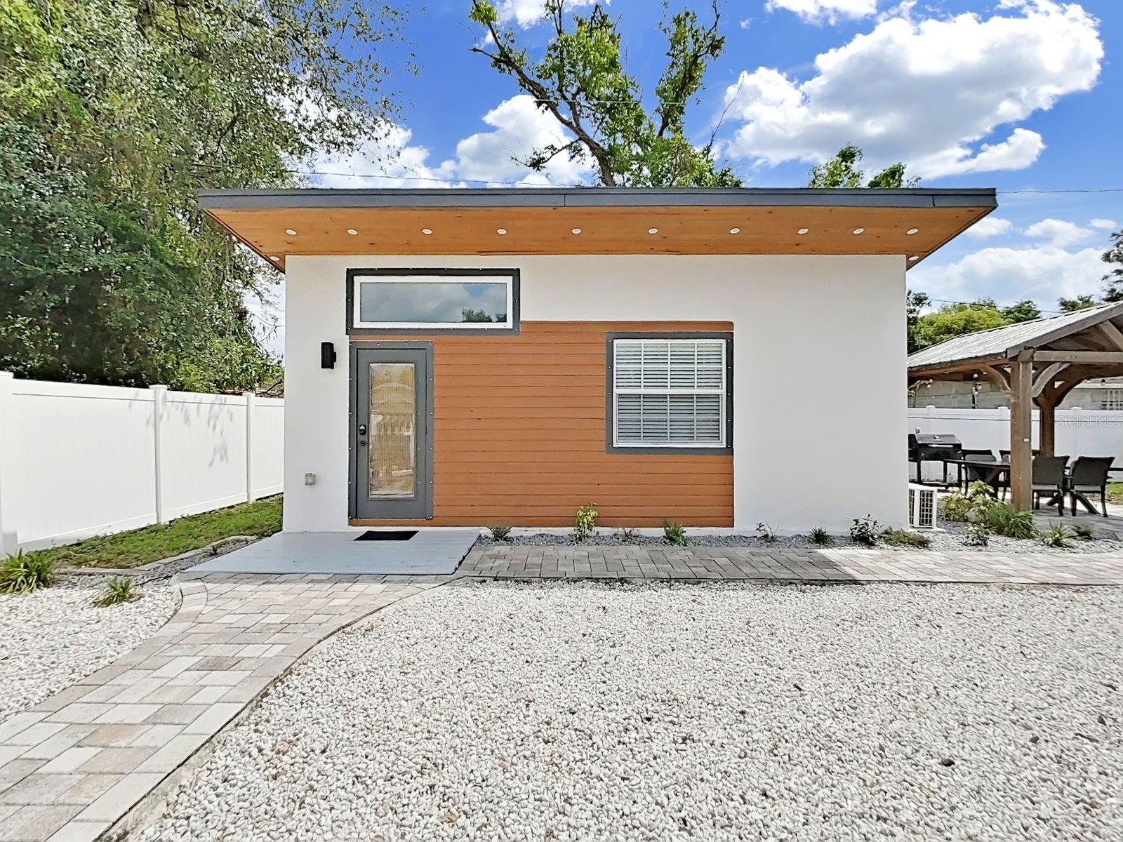 Image 44 of 51 For 1215 Curtis Street