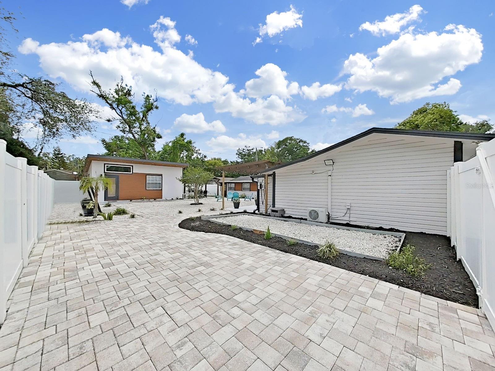 Image 51 of 51 For 1215 Curtis Street