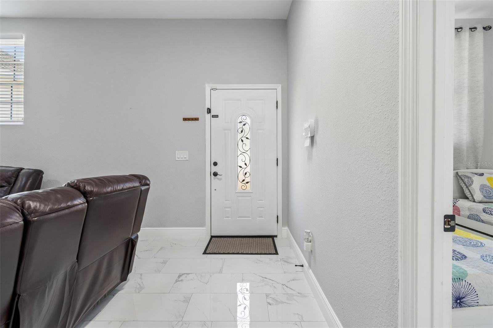 Image 13 of 95 For 5117 Lincoln Avenue