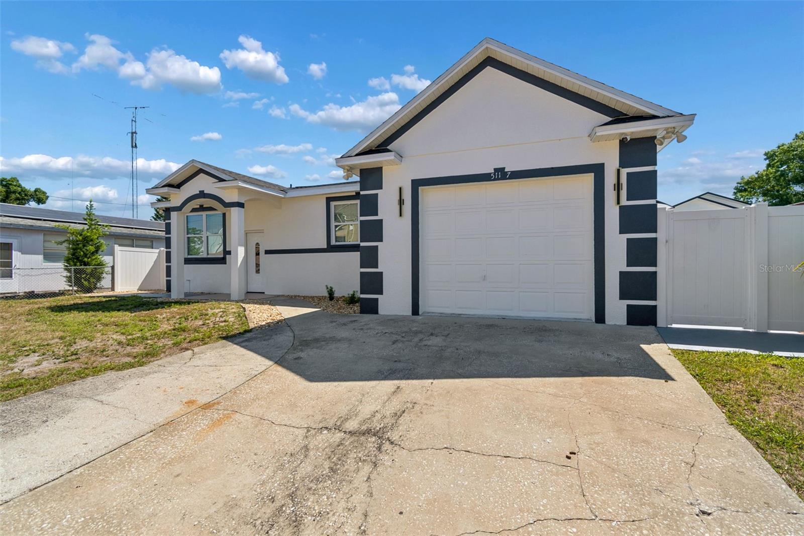 Image 3 of 95 For 5117 Lincoln Avenue