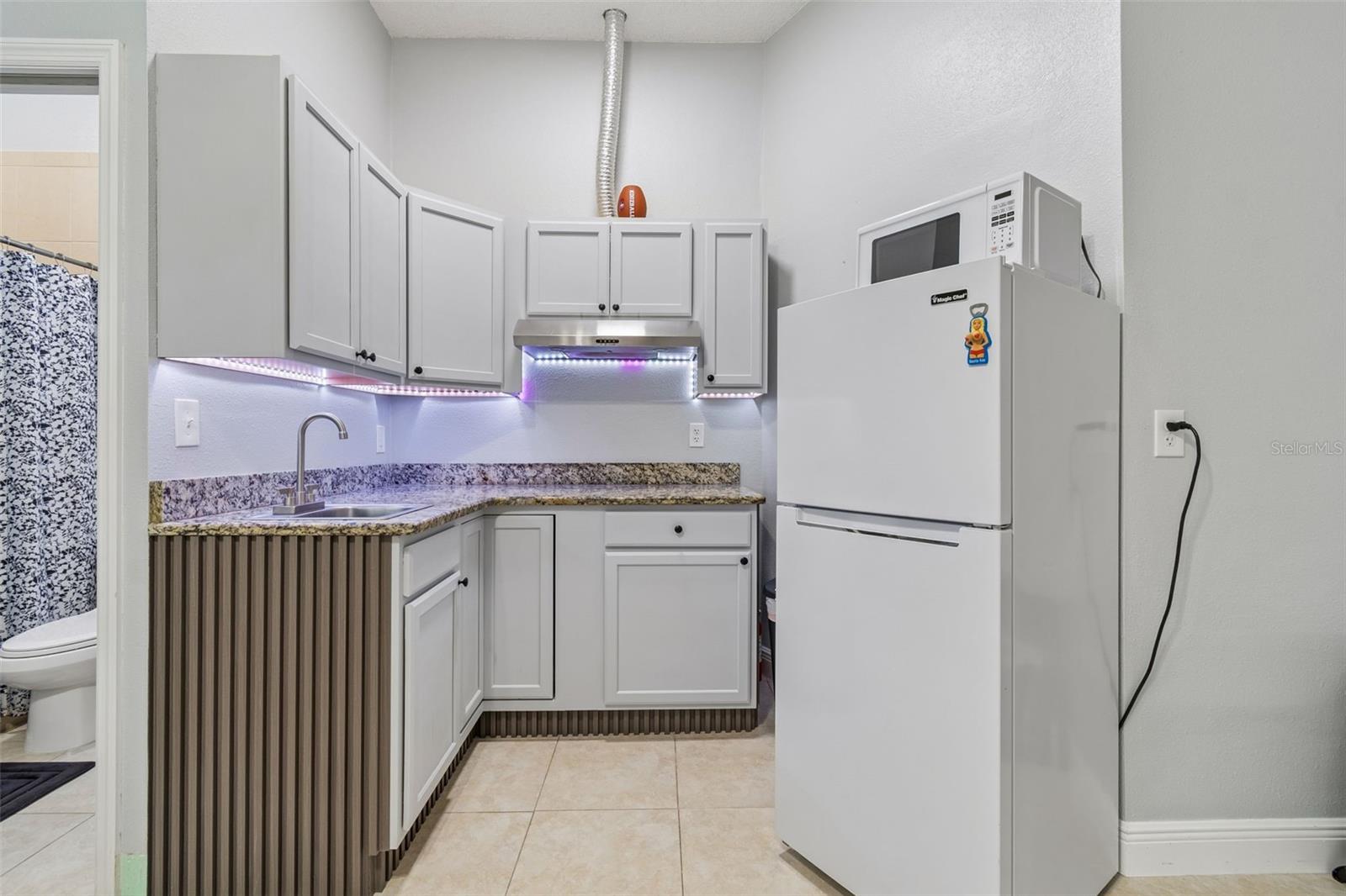 Image 60 of 95 For 5117 Lincoln Avenue