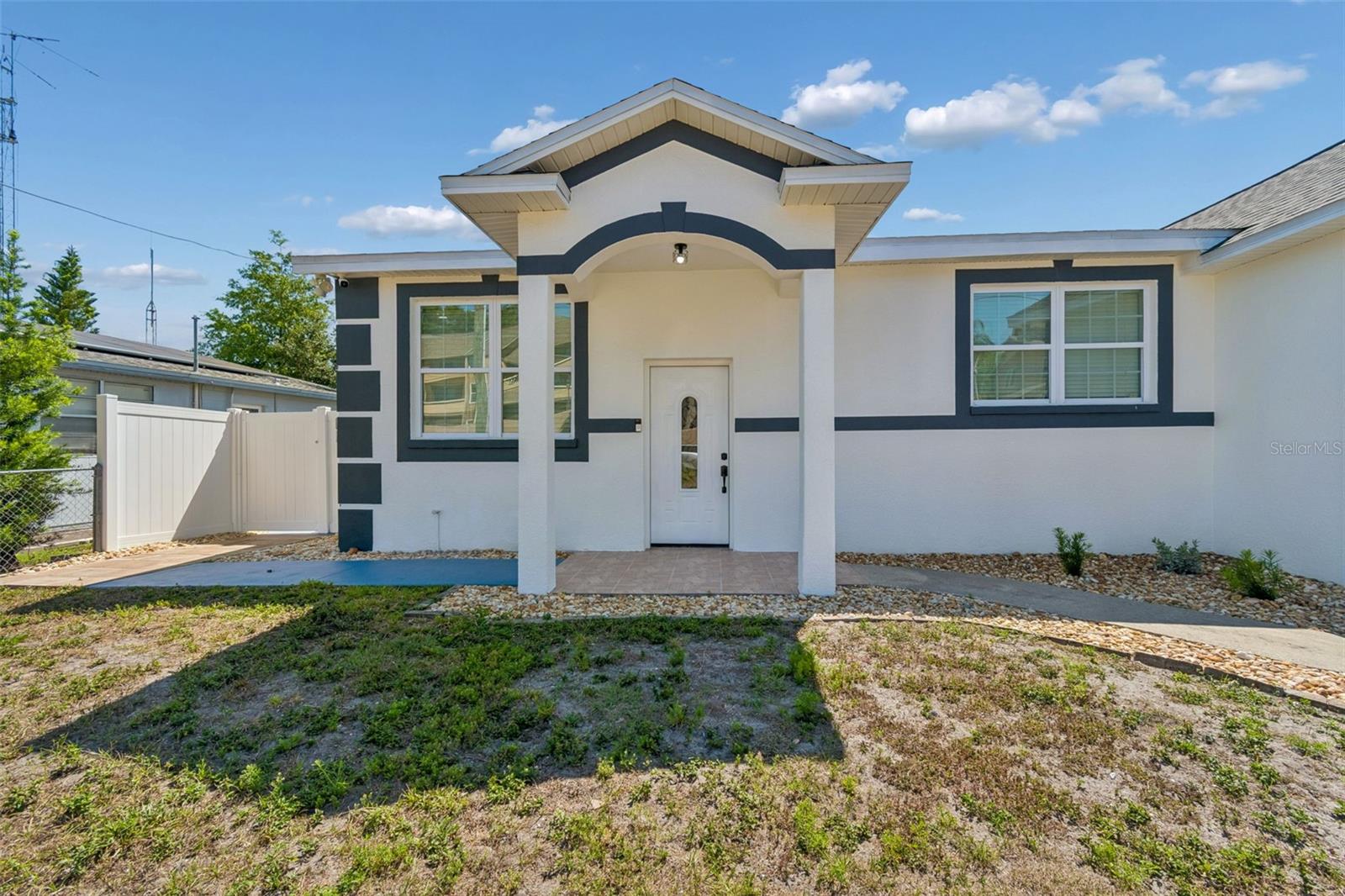 Image 7 of 95 For 5117 Lincoln Avenue