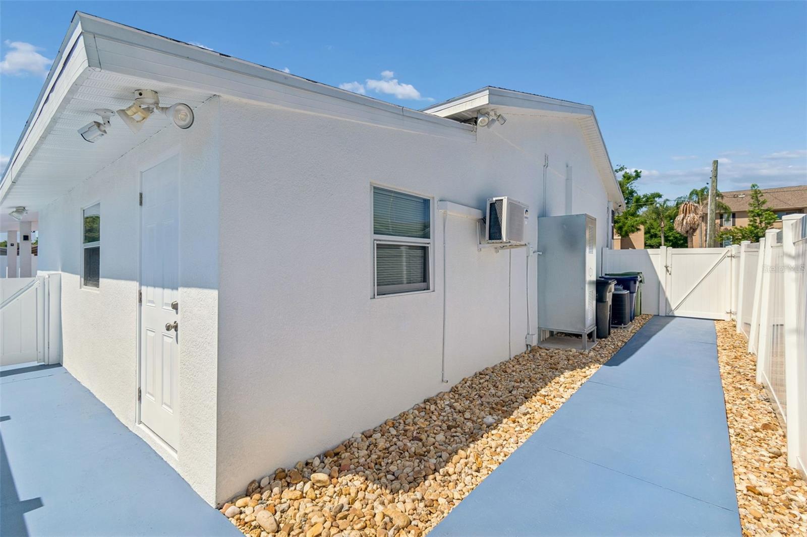 Image 80 of 95 For 5117 Lincoln Avenue