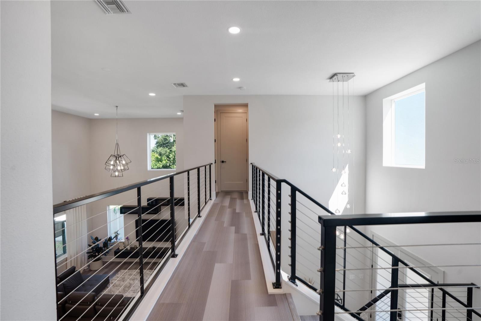 Listing photo id 39 for 2140 Catalina Drive