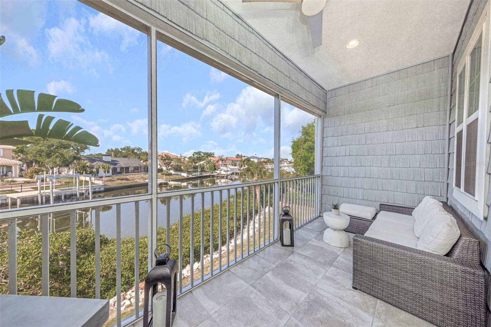 Image 19 of 47 For 4022 Rocky Shores Drive