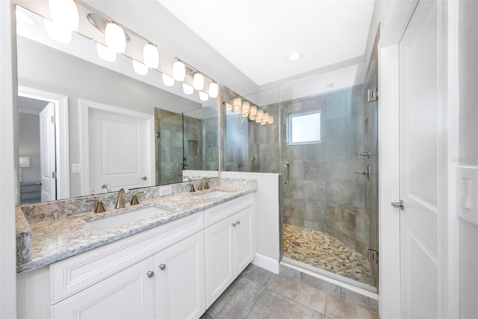 Image 28 of 47 For 4022 Rocky Shores Drive