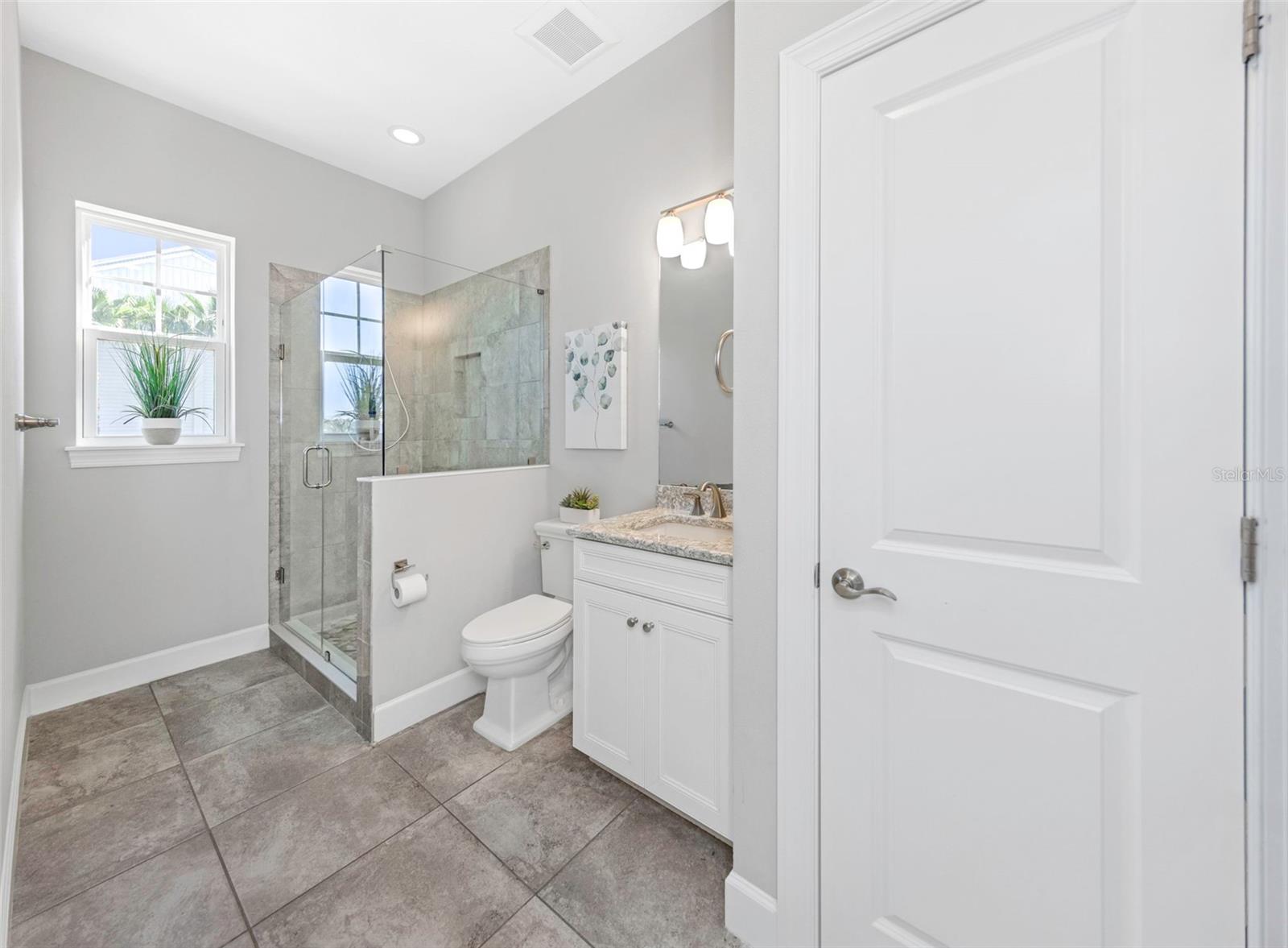 Image 35 of 47 For 4022 Rocky Shores Drive